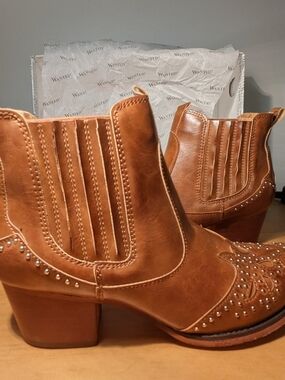 Wanted Women's Tan Studded Leather Western Ankle Boots